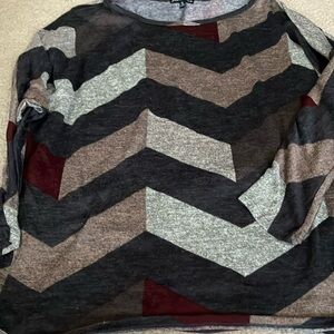 Chevron Pattern Long Sleeve Top
